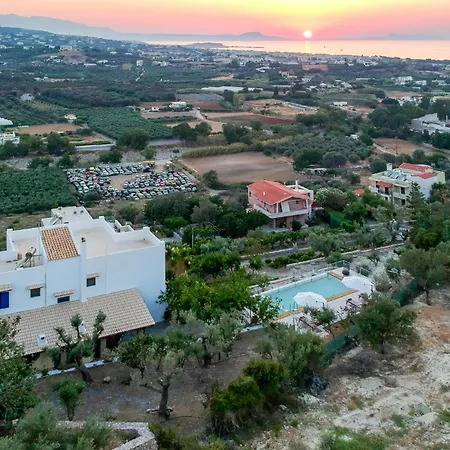 Gorgeous In Platanias,rethymno * Platanes (Rethymno)