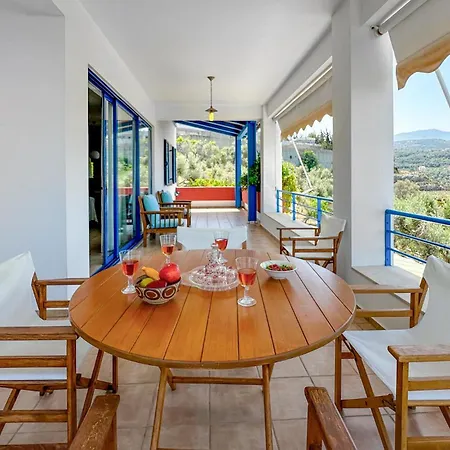 Gorgeous In Platanias,rethymno