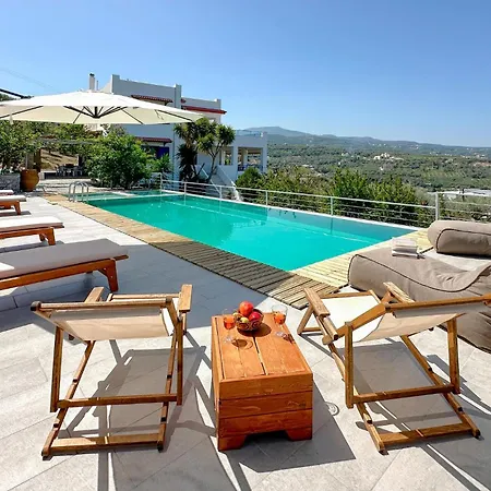 Gorgeous In Platanias,rethymno
