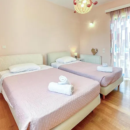 בית נופש Gorgeous In Platanias,rethymno פלטאנס