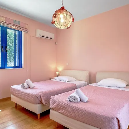 בית נופש Gorgeous In Platanias,rethymno פלטאנס