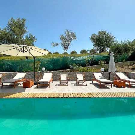 בית נופש Gorgeous In Platanias,rethymno